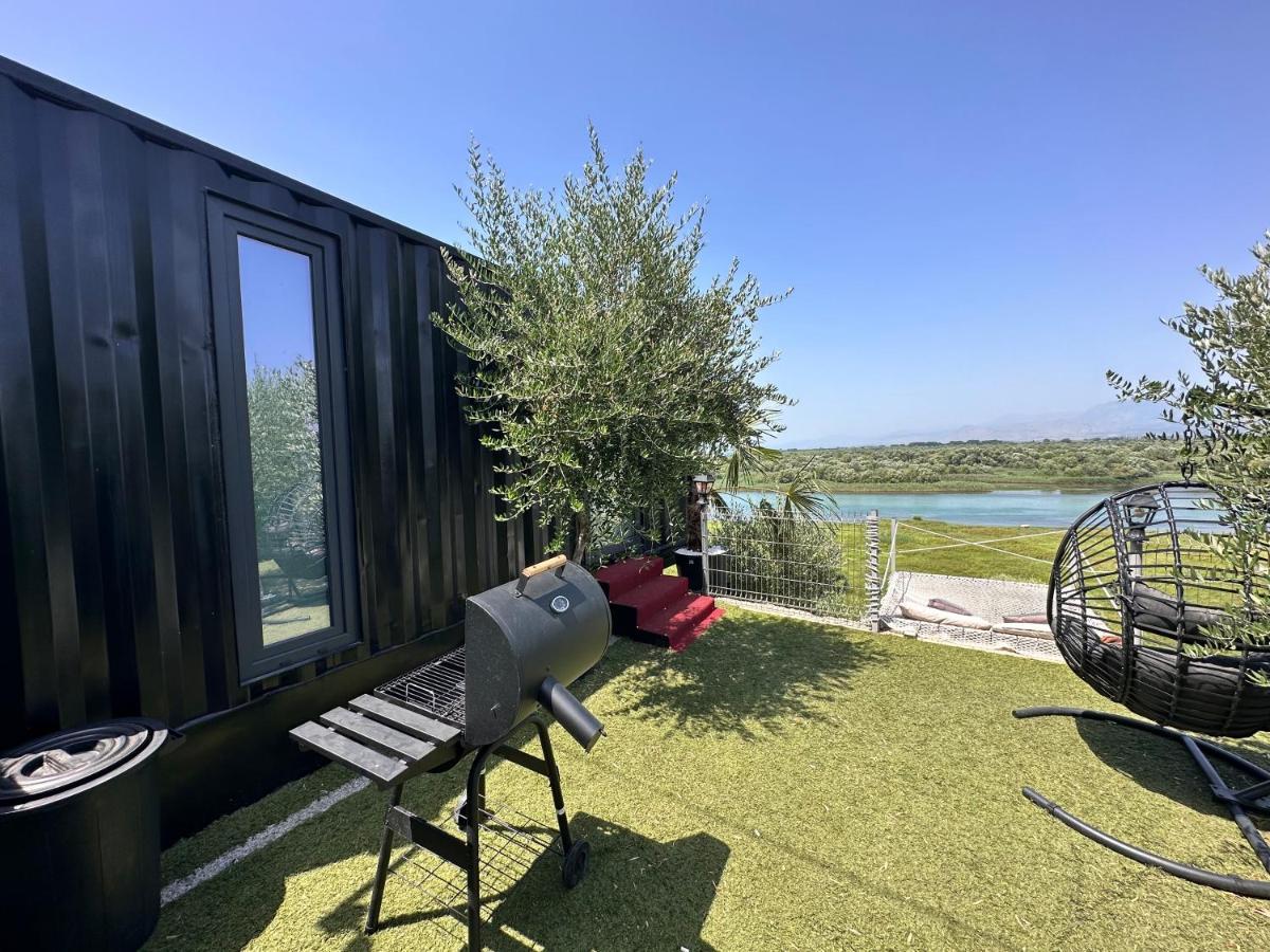 446 Tiny House Shiroke Villa Exteriör bild