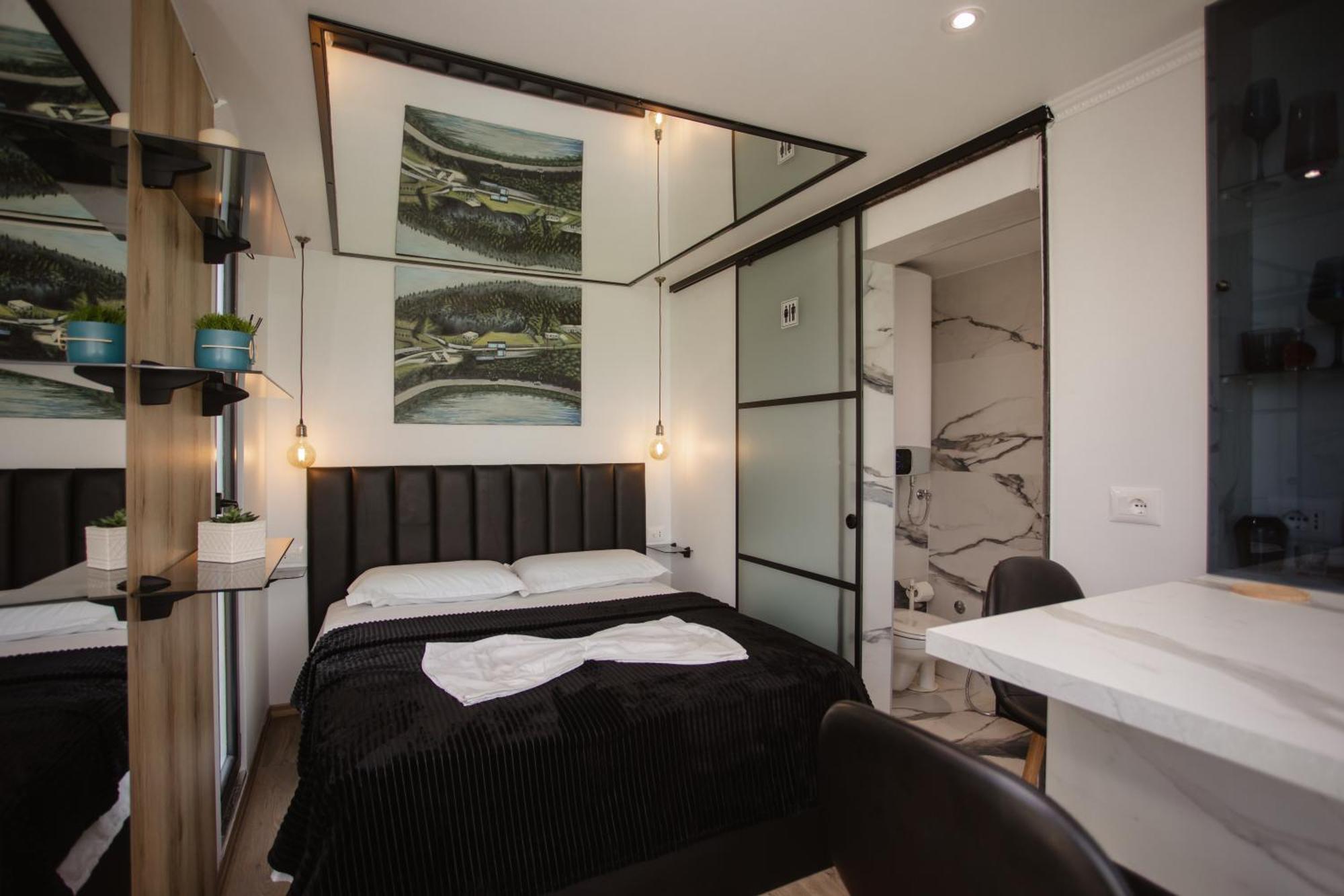 446 Tiny House Shiroke Villa Exteriör bild
